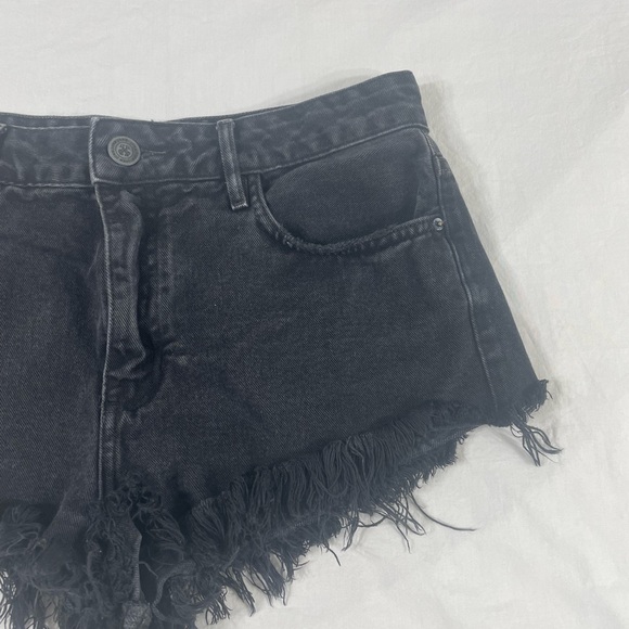 John John Made In Heaven Women Black Cut Off Denim Shorts Size 38/28 - Picture 2 of 9